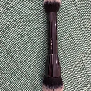 Lune+Aster POWDER DUO BRUSH Multi-tasking, Dual-ended, Vegan - New no Box